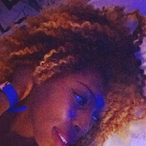 Meet your Posher, Janeal